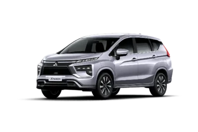 Mitsubishi Xpander putih untuk layanan sewa mobil Jakarta dengan driver profesional dari FM Rent Car