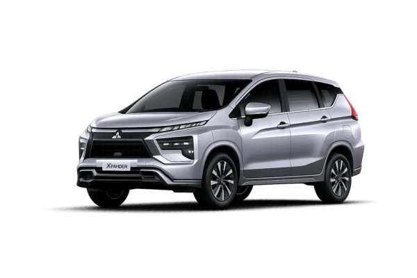 Mitsubishi Xpander putih untuk layanan sewa mobil Jakarta dengan driver profesional dari FM Rent Car